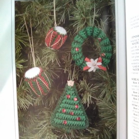 Crochet Book/2 Double Hooks - Picture 8 of 8